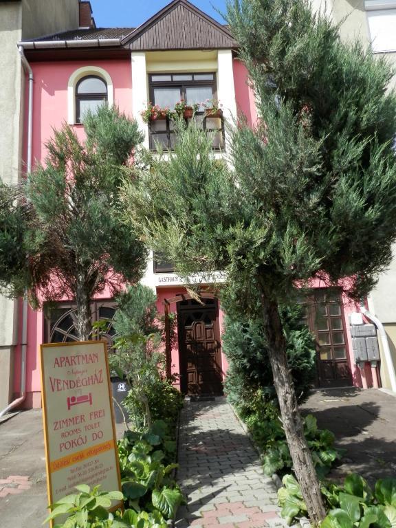 Apartman Napsugar Vendeghaz Eger Ξενοδοχείο Εξωτερικό φωτογραφία